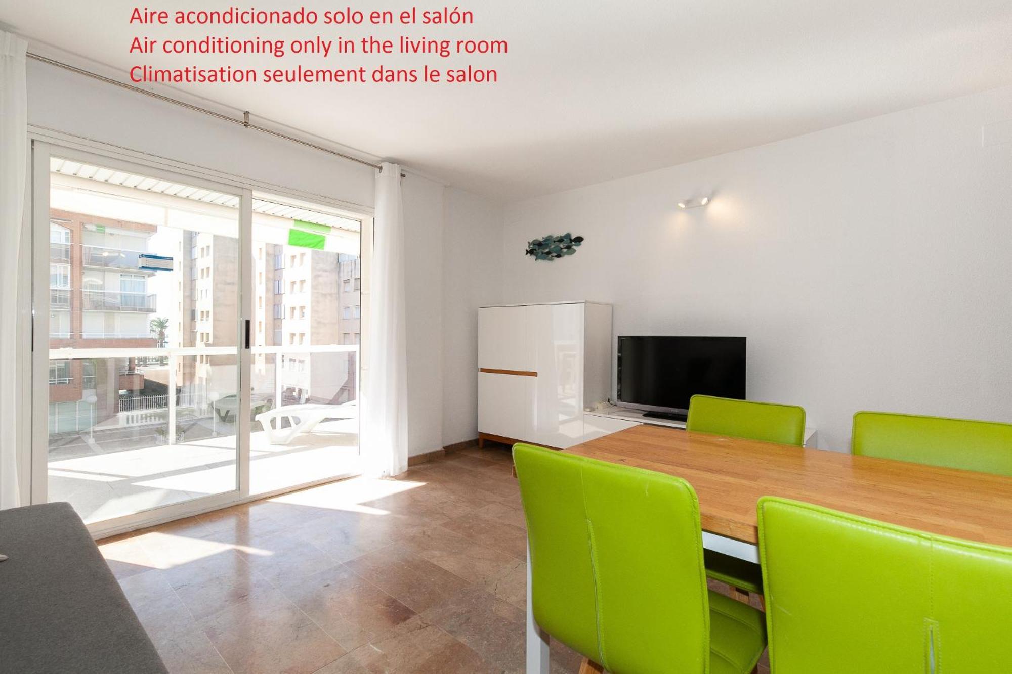 Uhc Center Apartments 살루 외부 사진