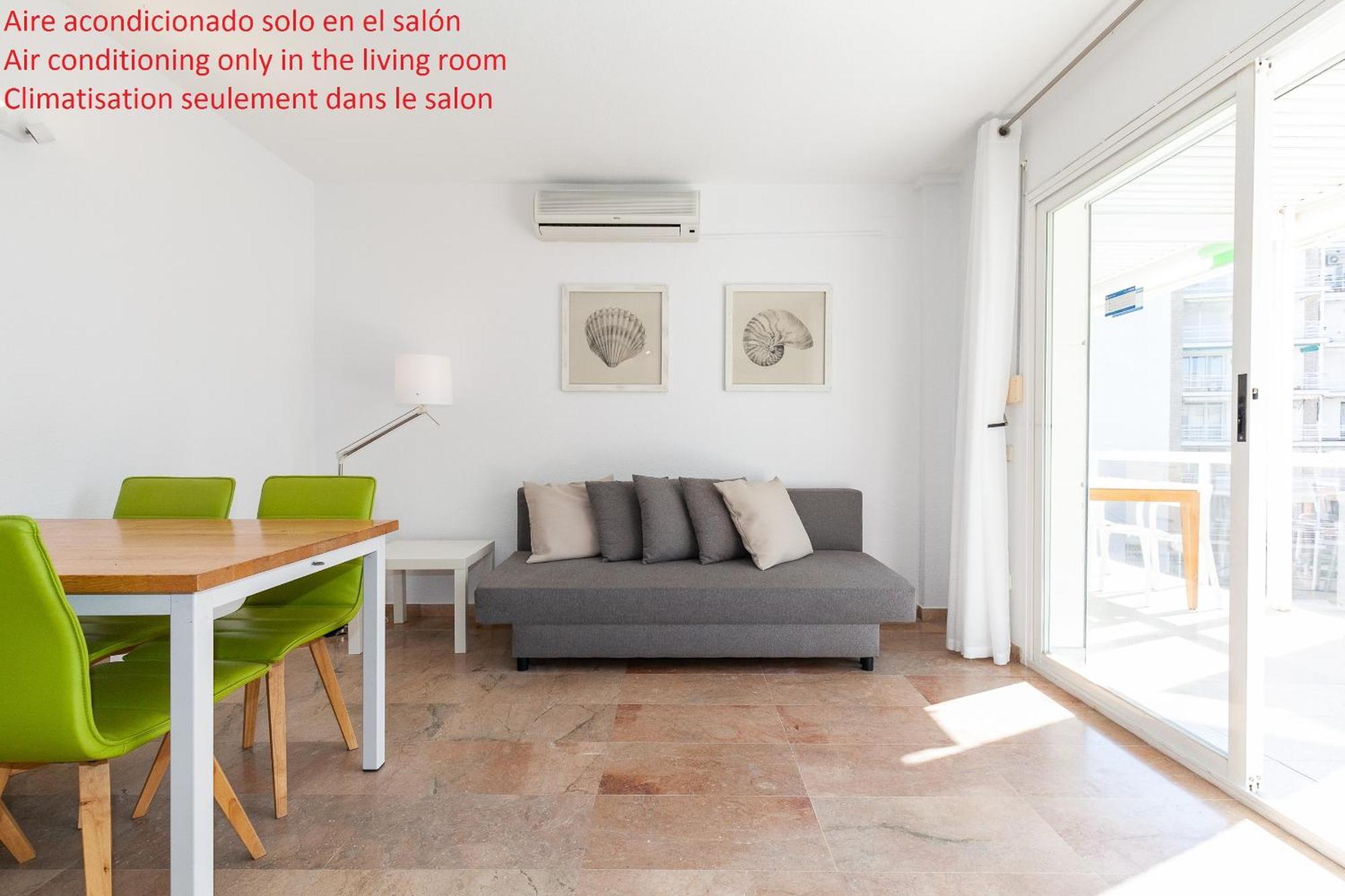 Uhc Center Apartments 살루 외부 사진