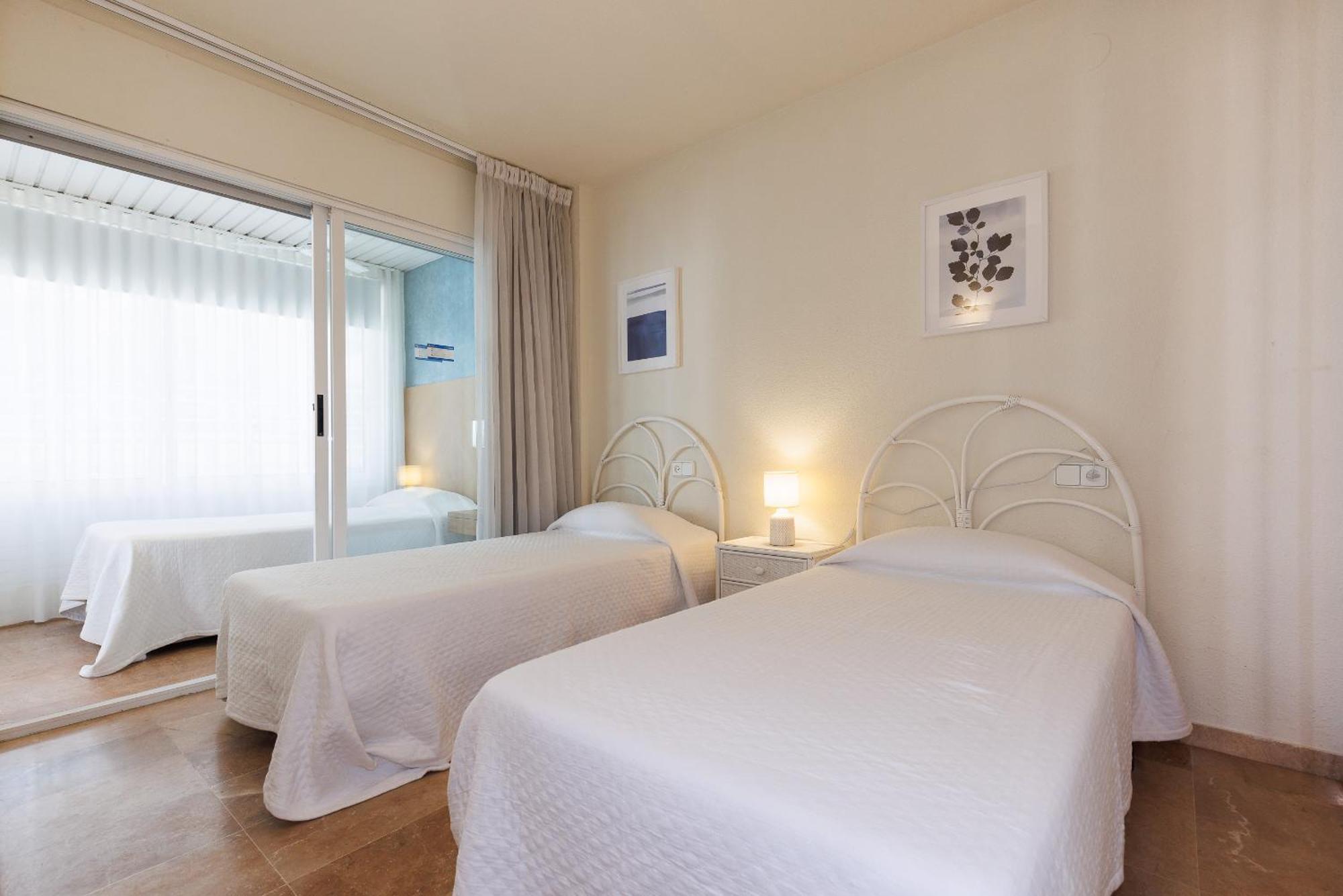 Uhc Center Apartments 살루 객실 사진