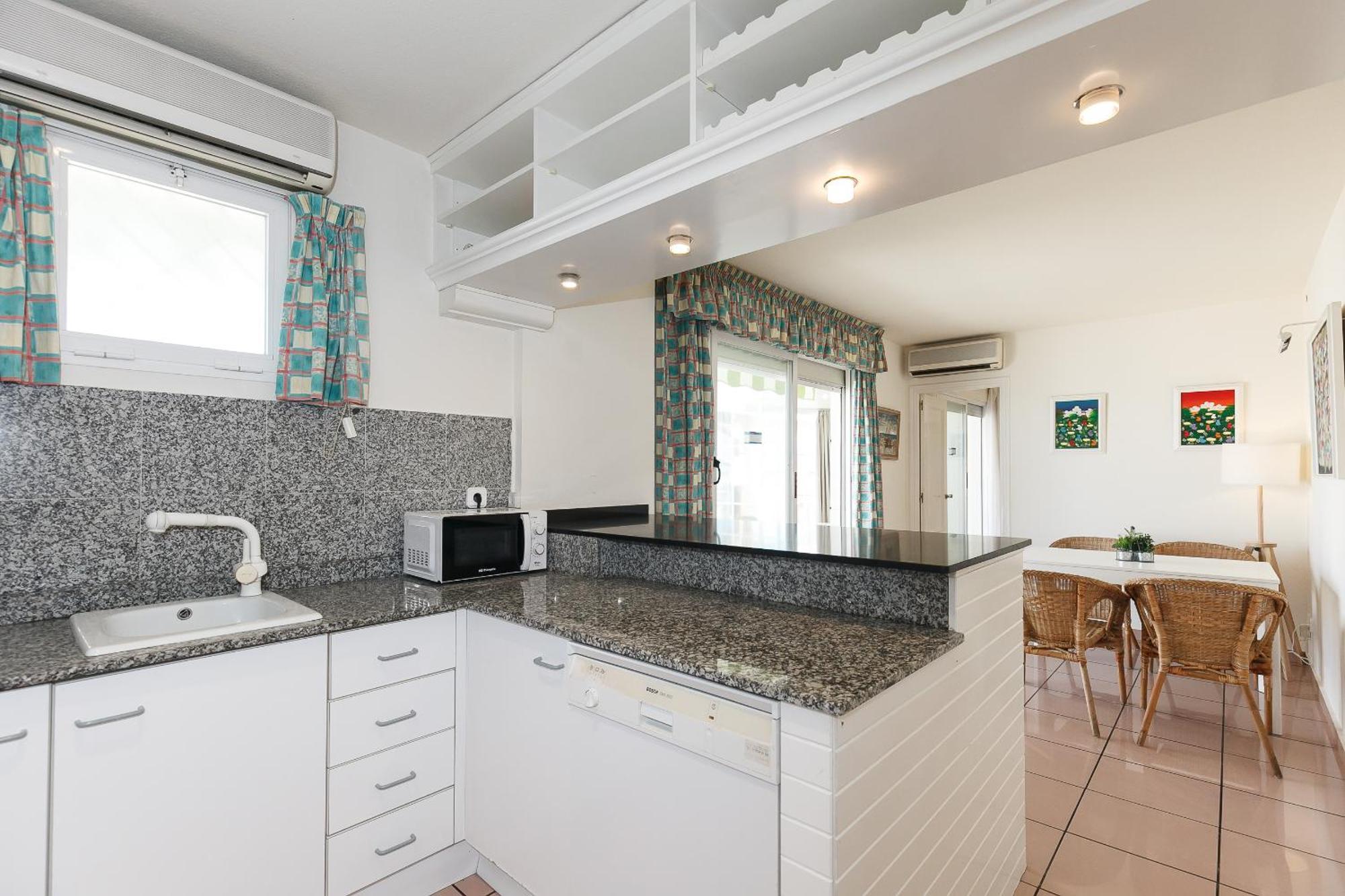 Uhc Center Apartments 살루 객실 사진