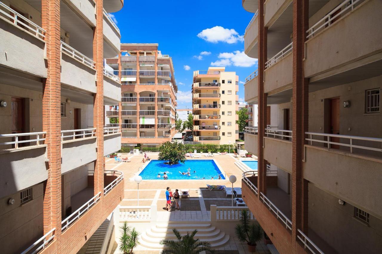 Uhc Center Apartments 살루 외부 사진
